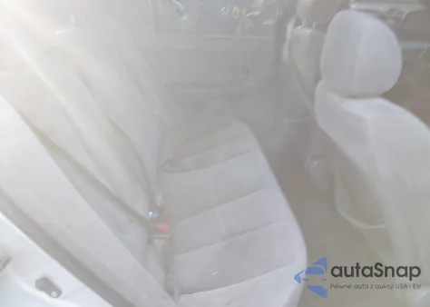 2006 Hyundai Elantra Gls/Limited z USA, uszkodzony, nr VIN KMHDN46D76U340506